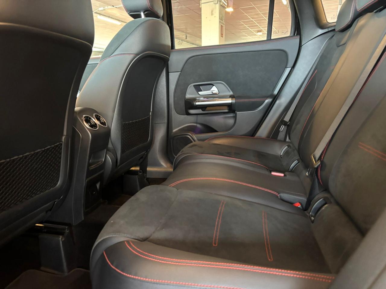 Mercedes-benz GLA 250 e PREMIUM hybrid EQ 19000 KM