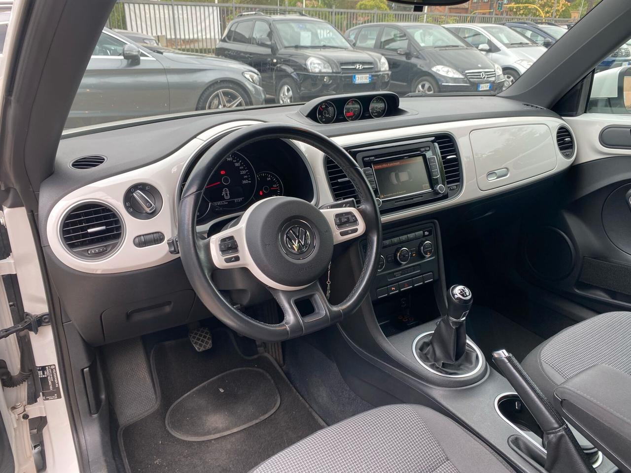 Volkswagen Maggiolino 1.6 TDI GARANZIA -UNIPRO'