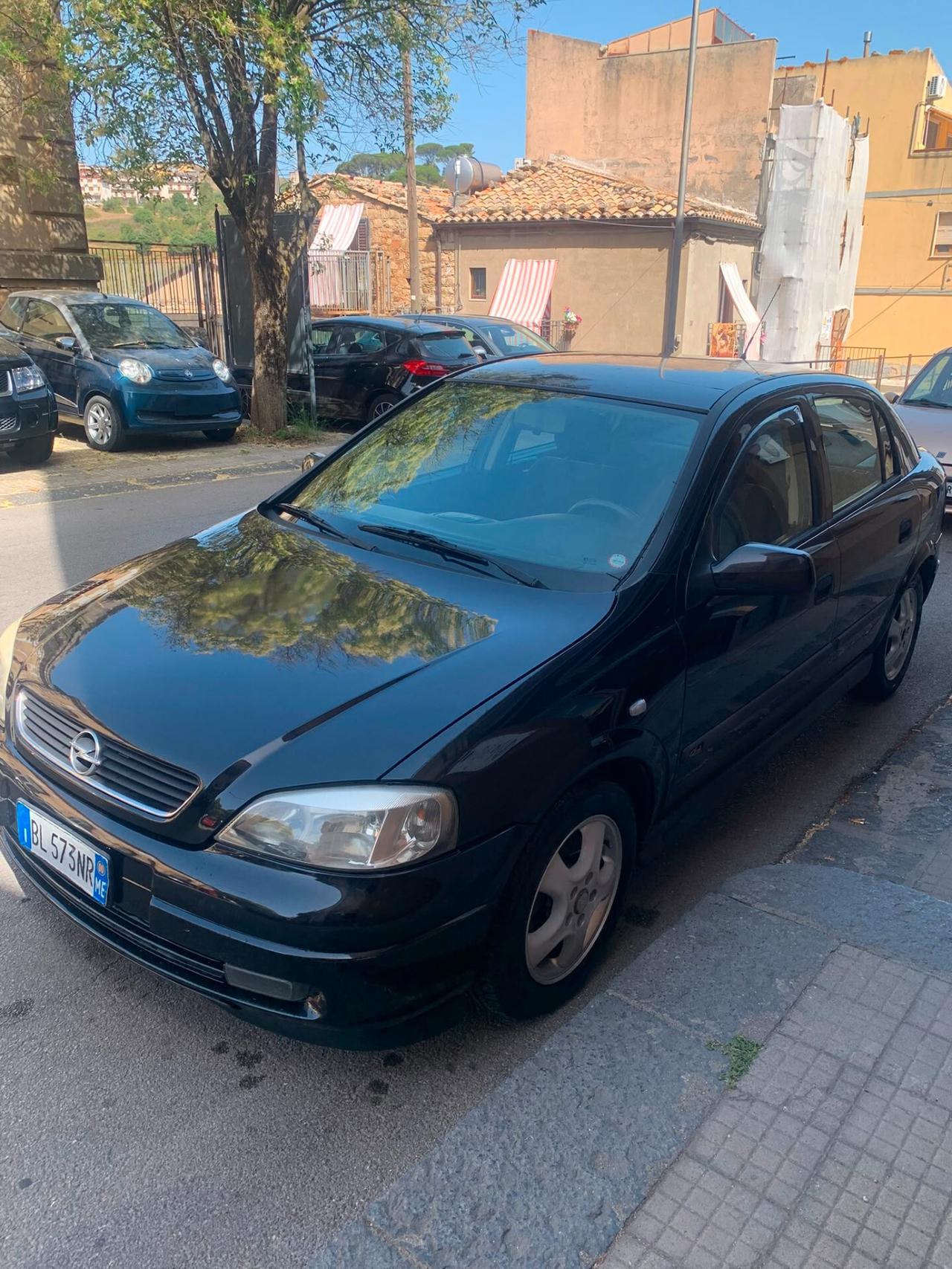 Opel Astra 2.0 16V DTI cat 5 porte CDX - CONTO VENDITA -