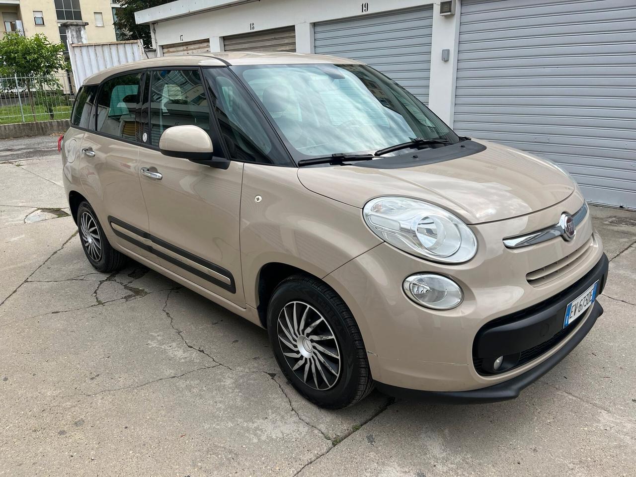 Fiat 500L Living 1.6 Multijet 105 CV Lounge