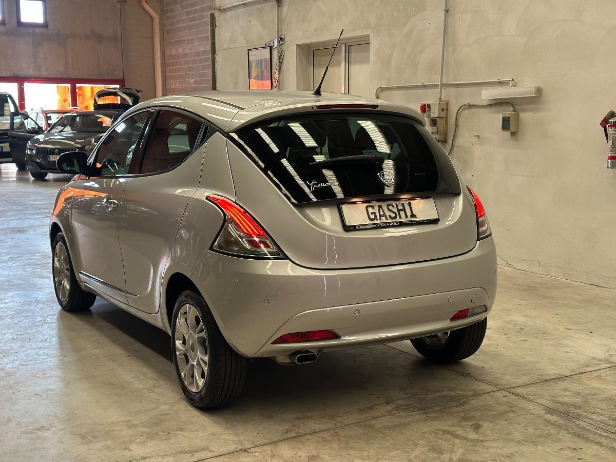 LANCIA - Ypsilon - 1.2 69 CV 5p. Platinum