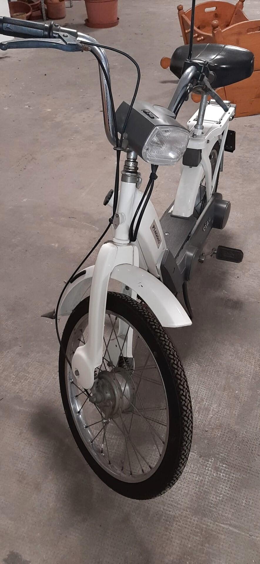 Piaggio Ciao PX