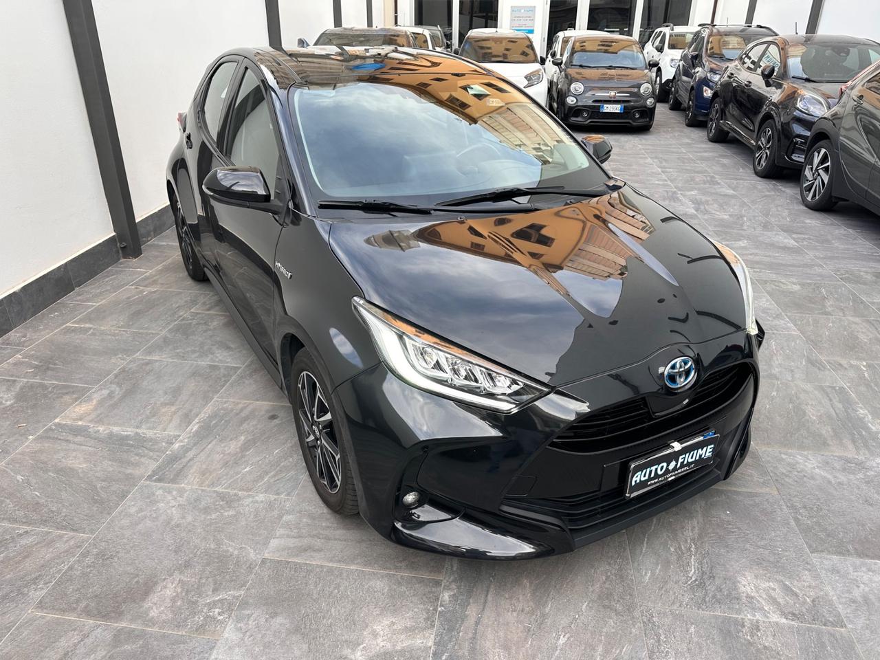 Toyota Yaris 1.5 Hybrid 5 porte Lounge