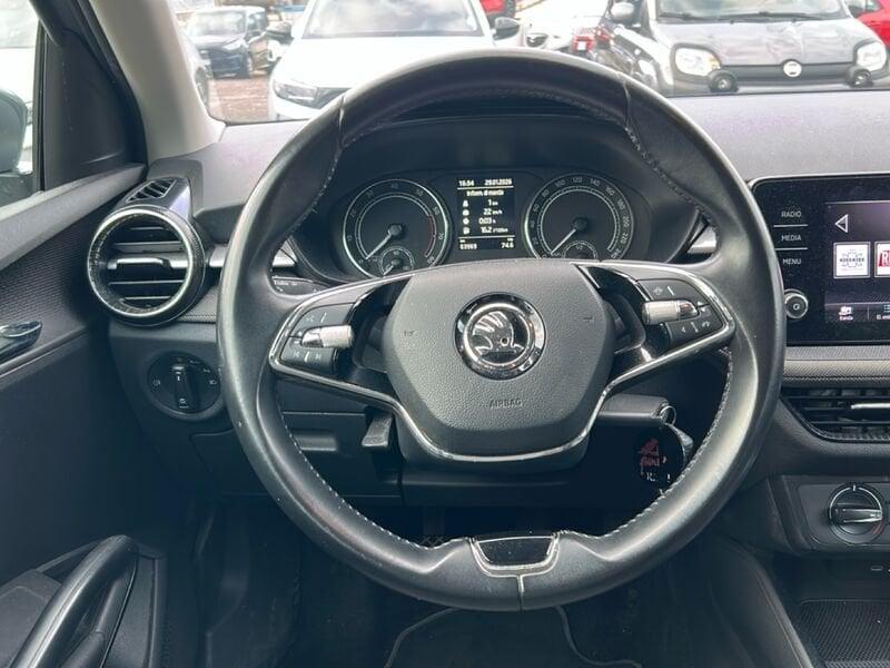 Skoda Fabia Fabia 1.0 MPI Ambition