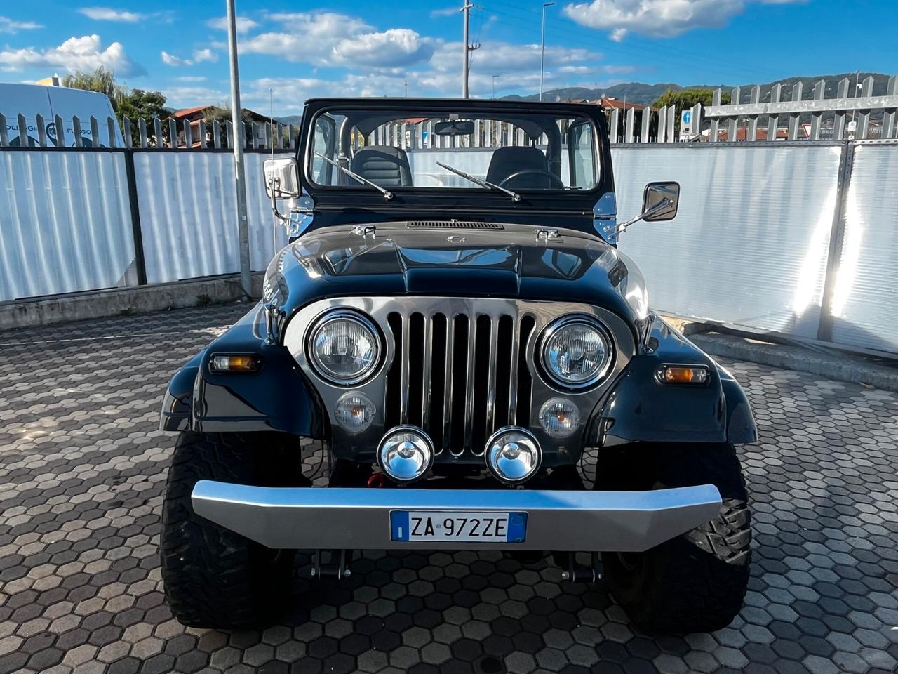 Jeep CJ-7 RENEGADE