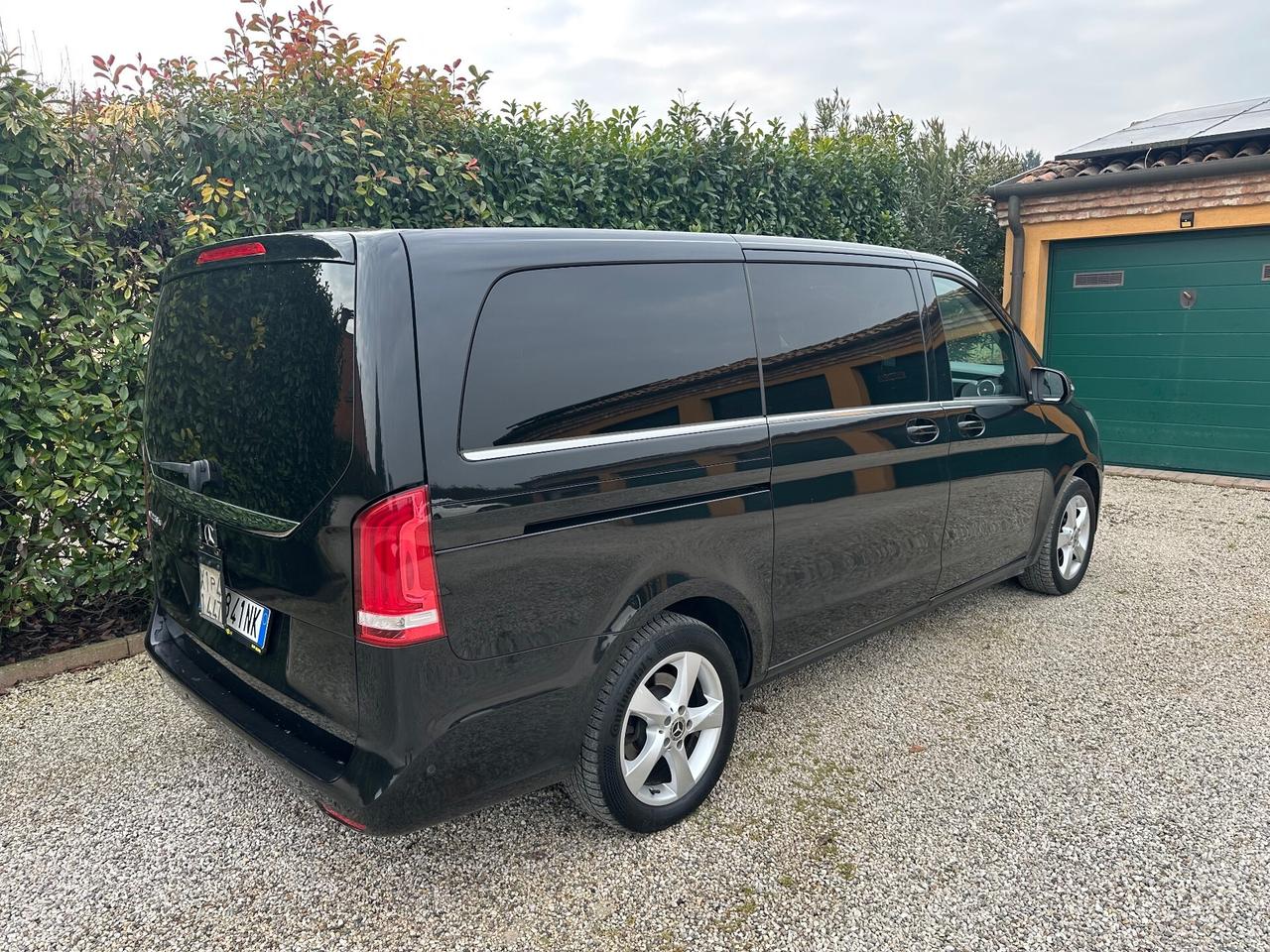 Mercedes-benz V 220 d Automatic Long Poss Permuta