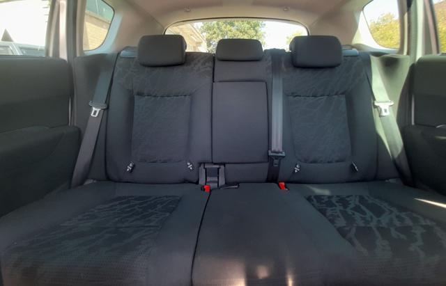 PEUGEOT 3008 HDi Business