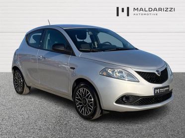Lancia Ypsilon III 2015 1.0 firefly hybrid Gold s&s 70cv