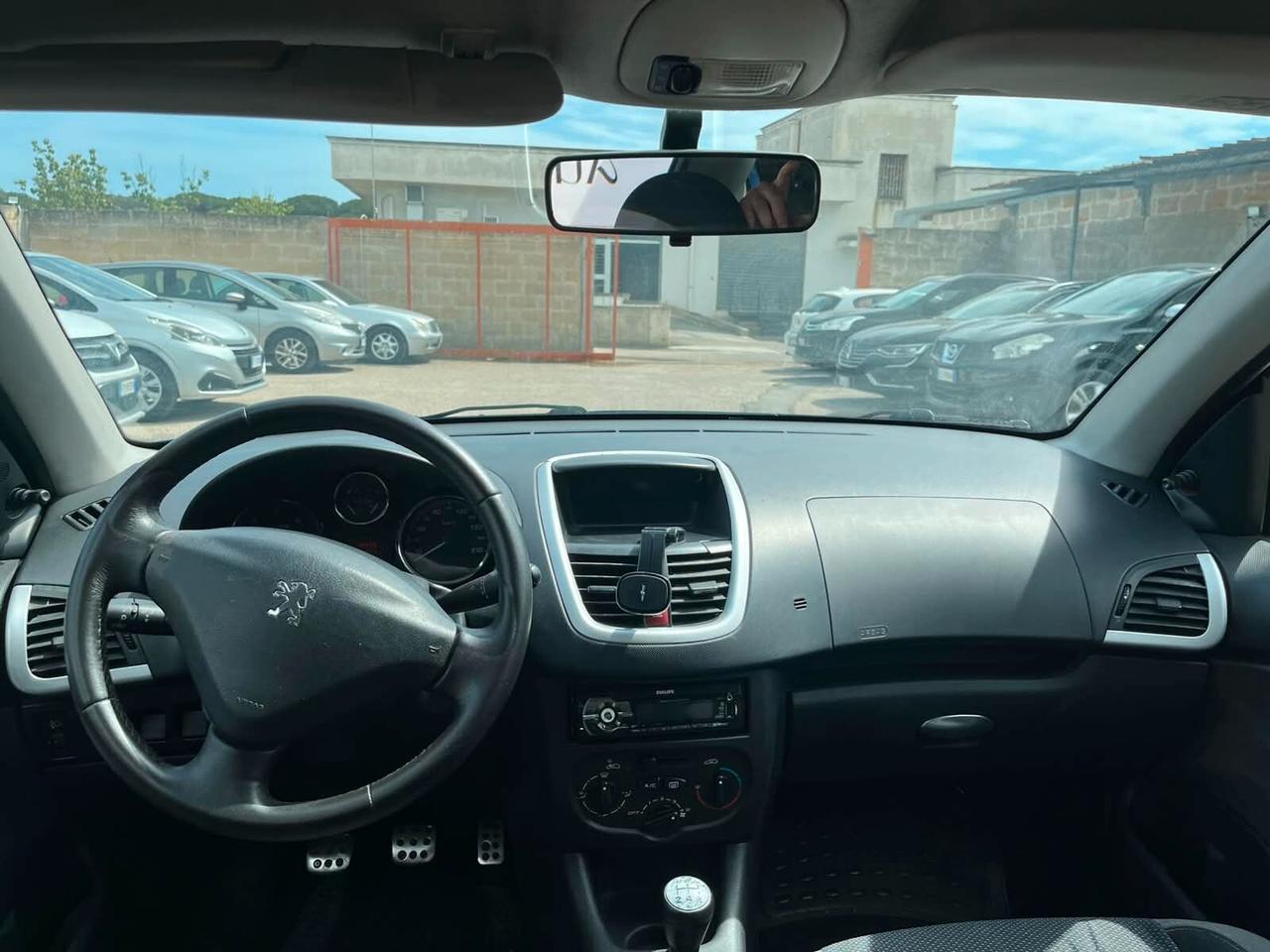Peugeot 206 Plus 1.4 70CV Tagliandata