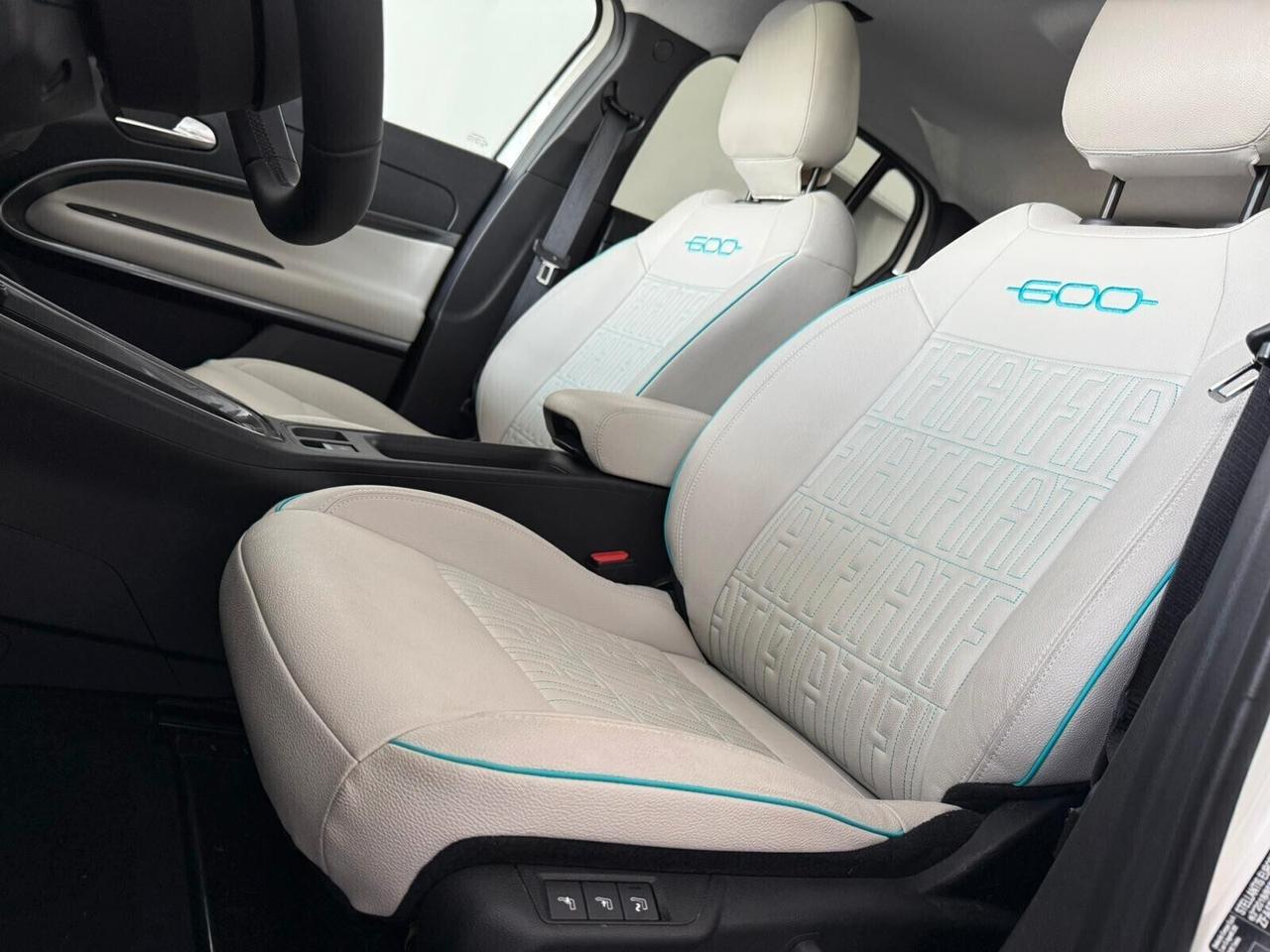 Fiat 600 Hybrid 100 CV DCT MHEV La Prima