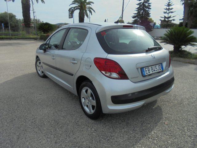 PEUGEOT 207 1.4 HDi 70CV 5p. X Line