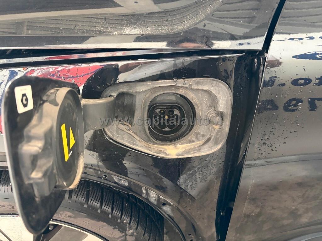 Volvo XC40 T5 Recharge Plug-in Hybrid auto NETTO 12900