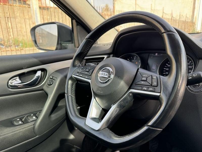 Nissan Qashqai 1.5 dCi N-Connecta