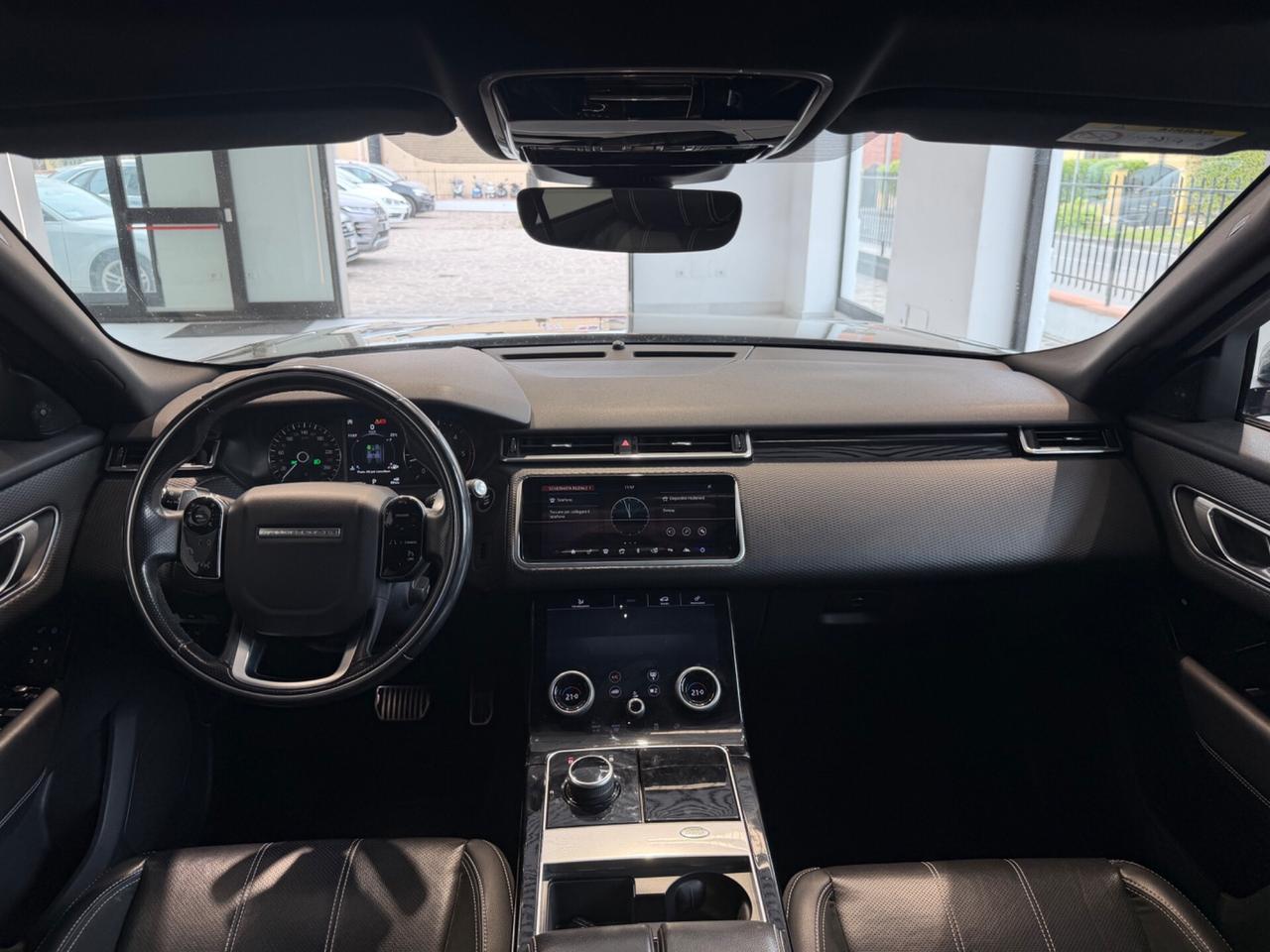 Range Rover Velar 2.0D I4 240 CV R-Dynamic HSE