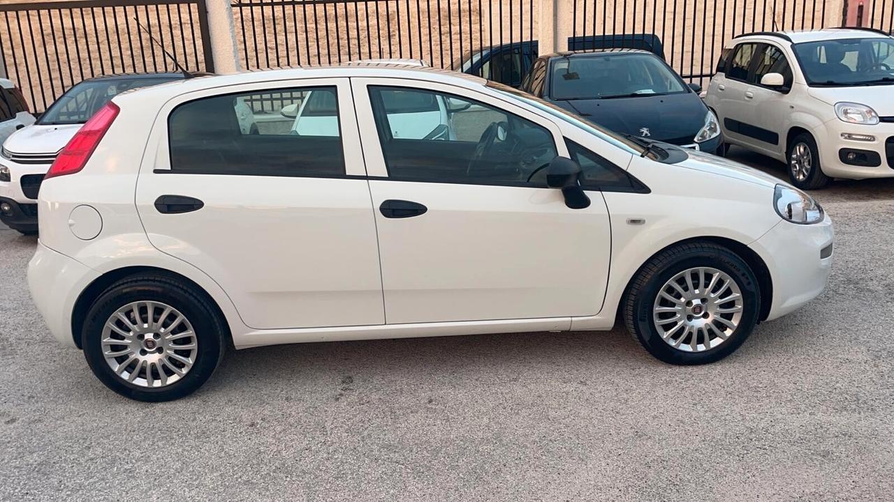 Fiat Punto 1.3 MJT 95 CV Street 2018