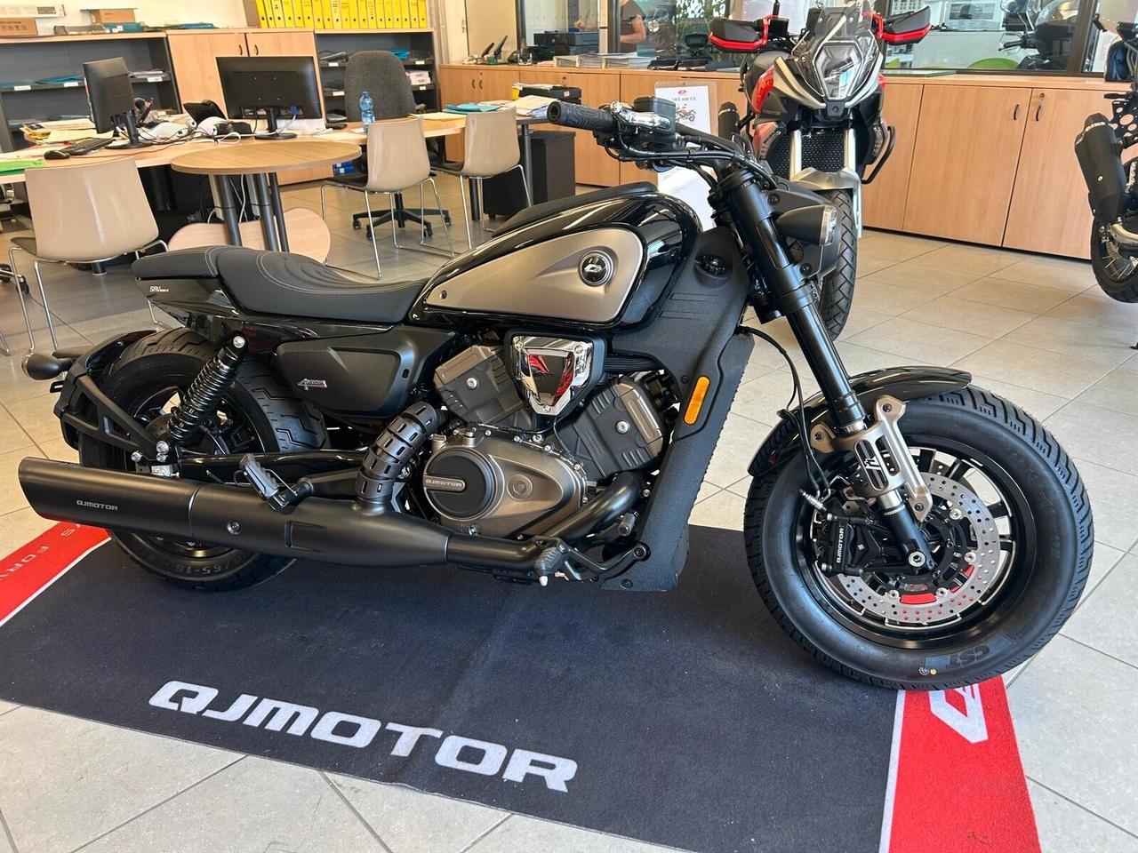 QJ MOTORS SRV 600 V MY25 PROMOZIONE