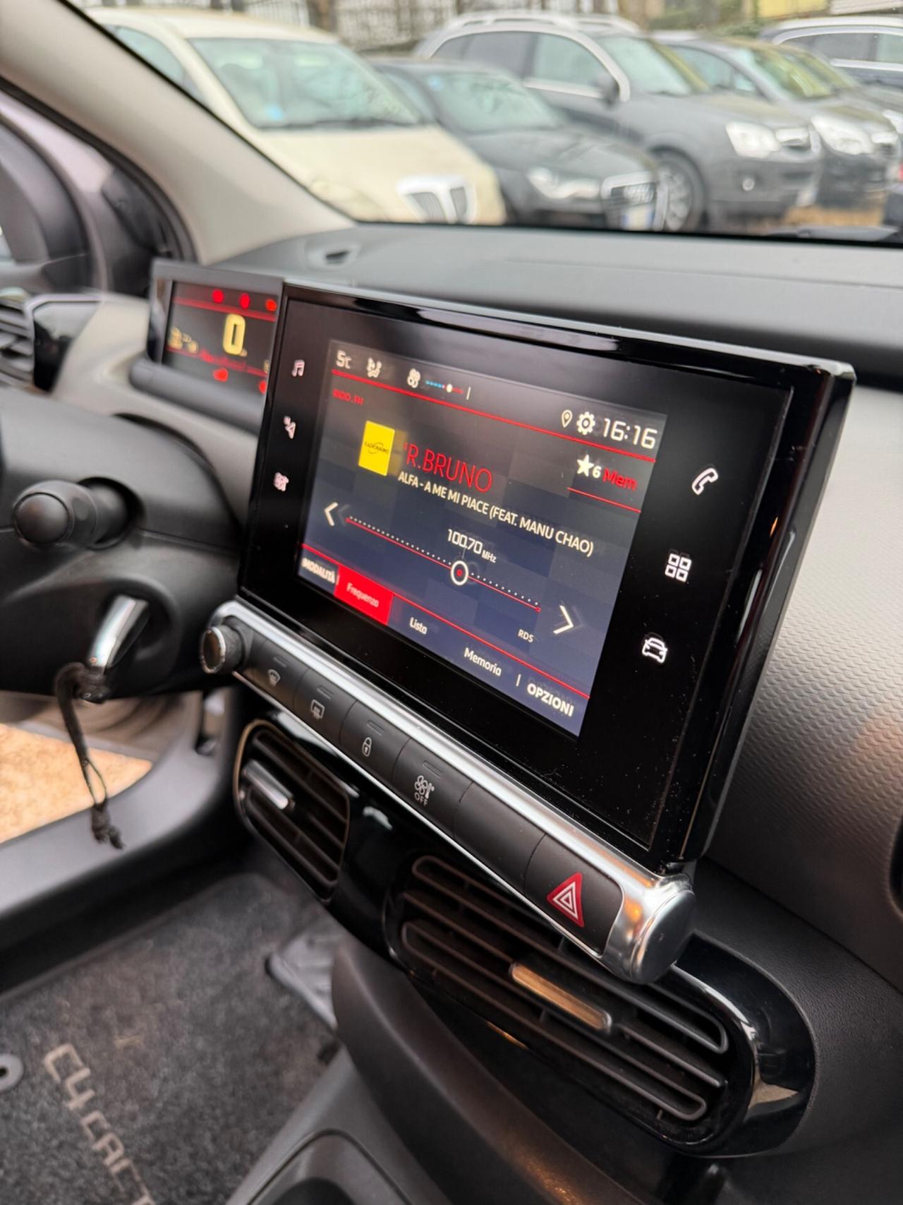 Citroen C4 CACTUS BLUEHDi 100 SHINE KMCERT