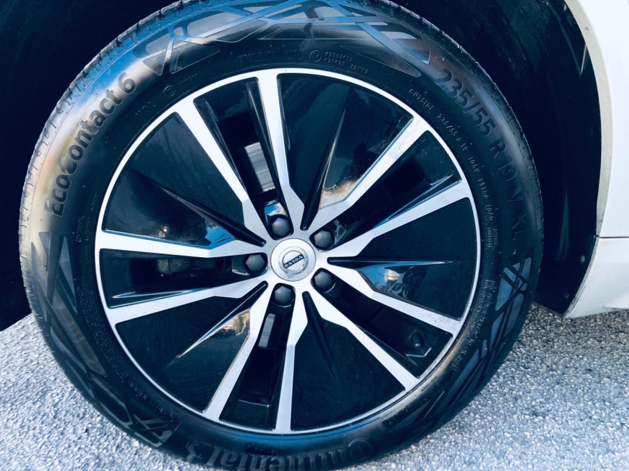 Volvo XC90 B5 (d) hybrid AWD7 posti Momentum telec