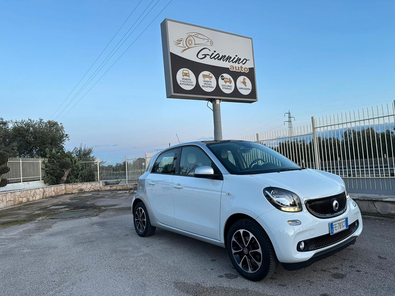 SMART FORFOUR 70 1.0 Prime