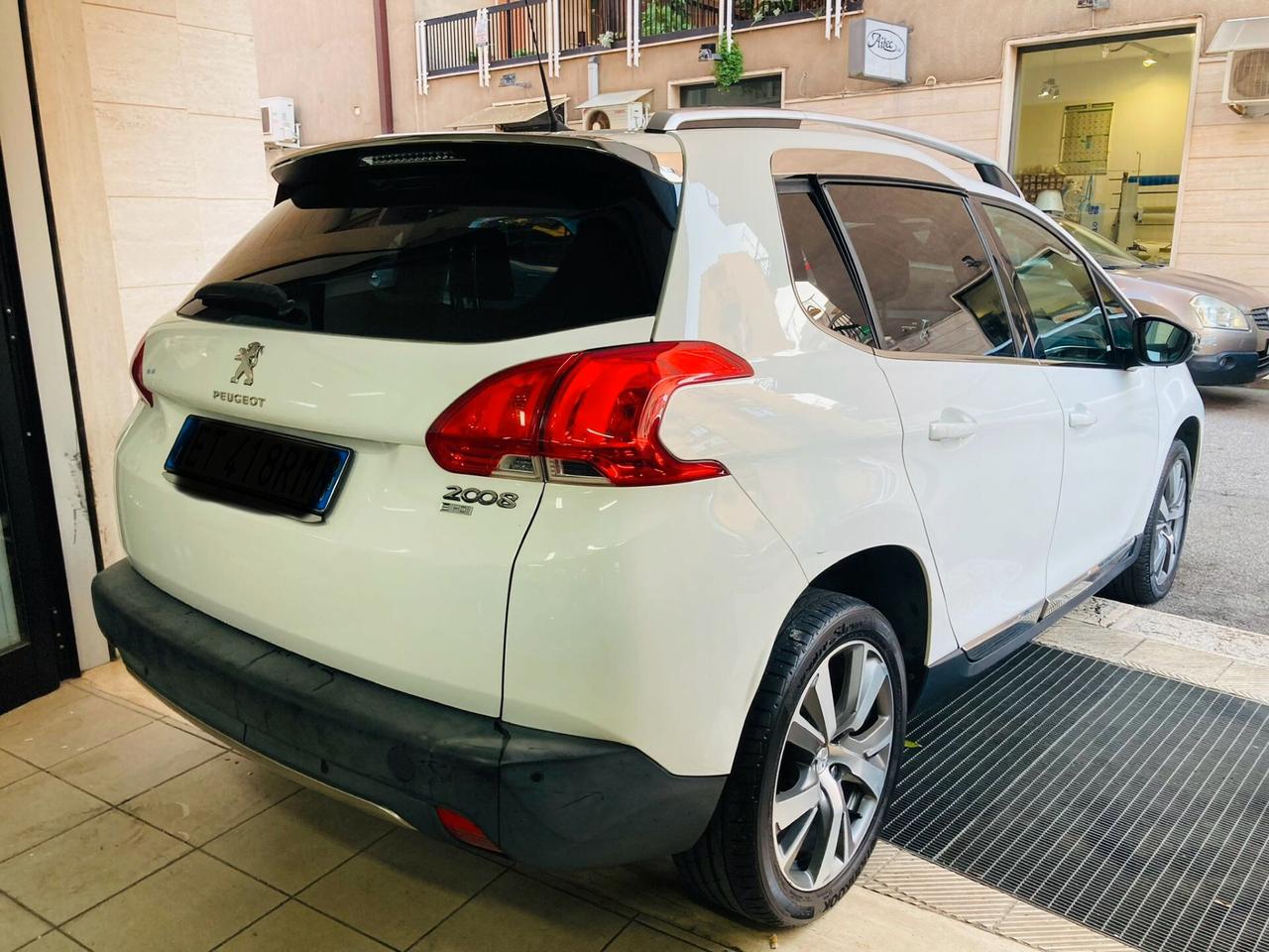 Peugeot 2008 1.6 e-HDi - 90000km! - 2014