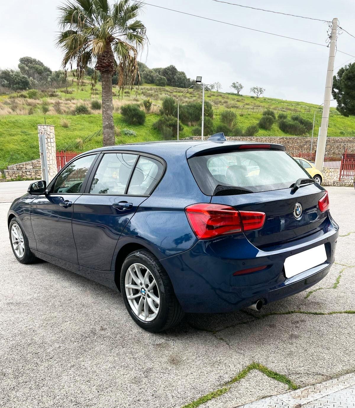 Bmw 116 116d 5p. Urban