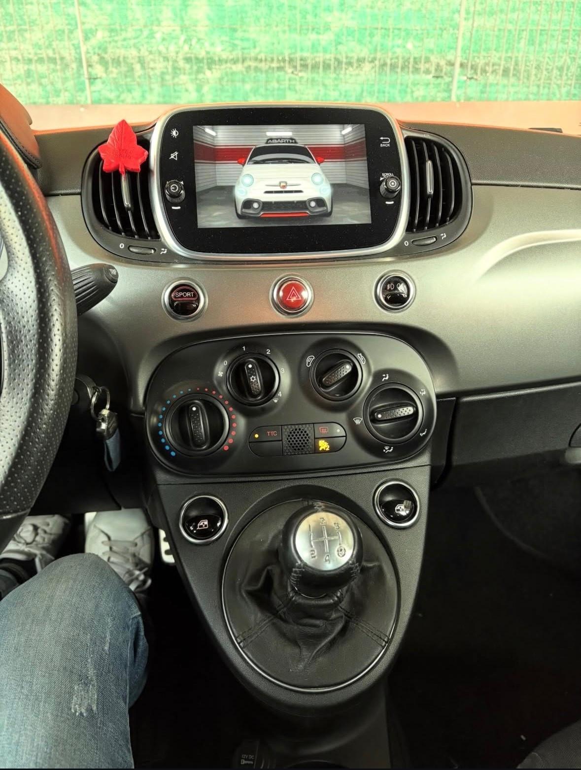 Abarth 595 1.4 Turbo T-Jet 160 CV Pista