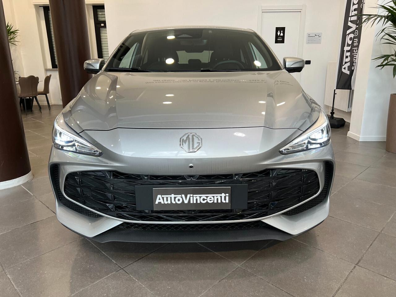 MG3 HYBRID PLUS LUXURY 195 CV AUTO KM0