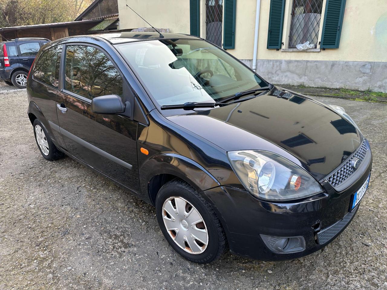 Ford Fiesta 1.2 16V 3p. Ghia
