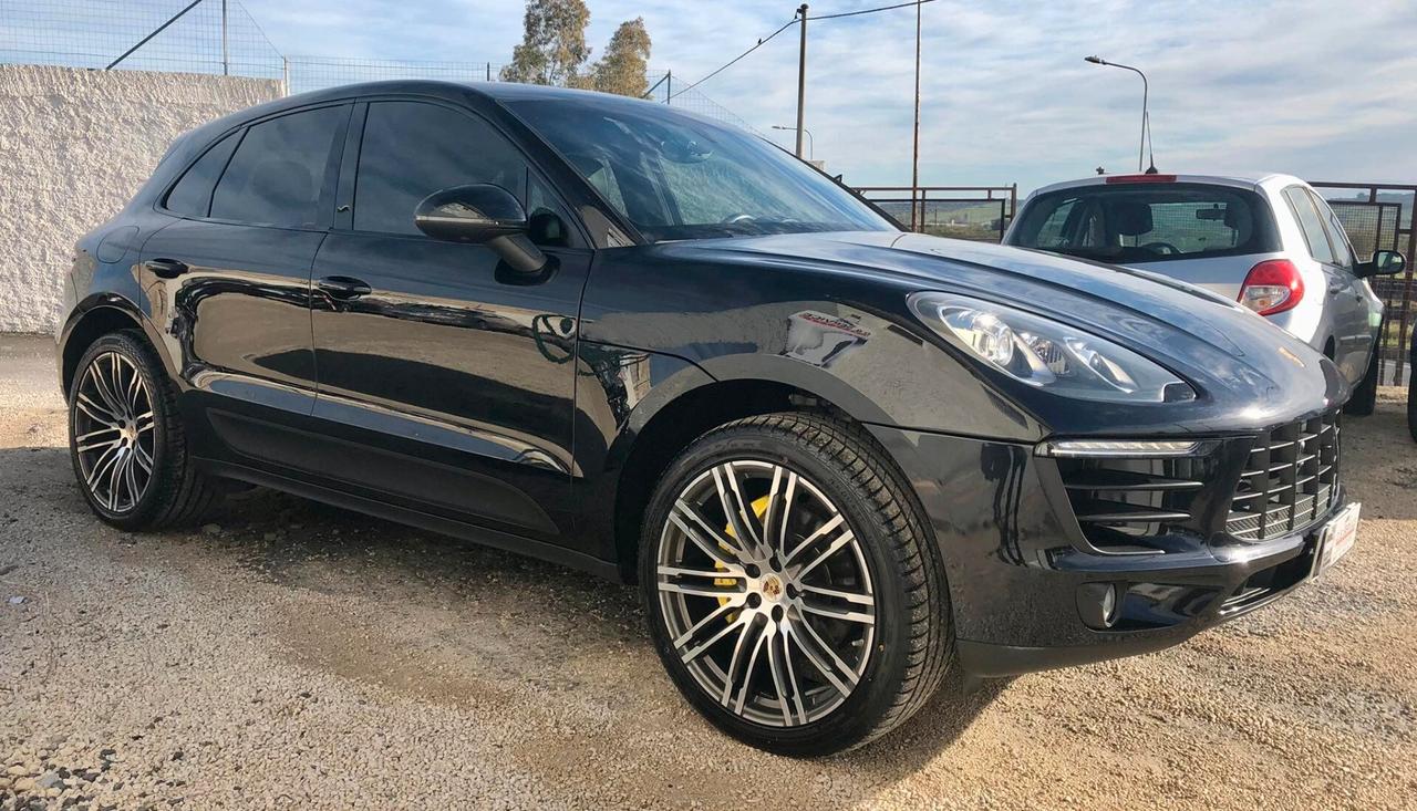 Porsche Macan S