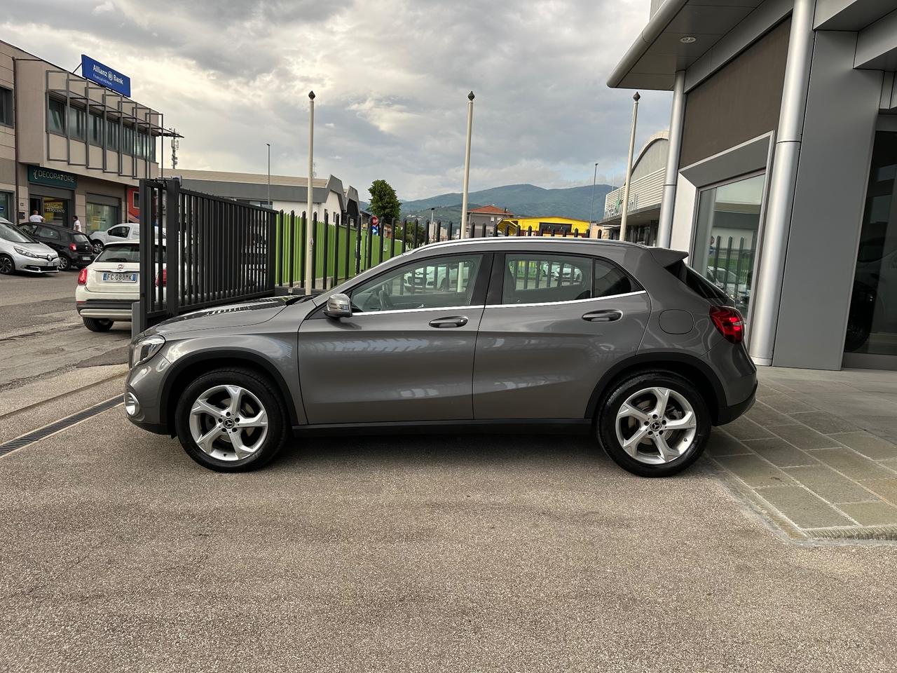 Mercedes-benz GLA 200 d Premium