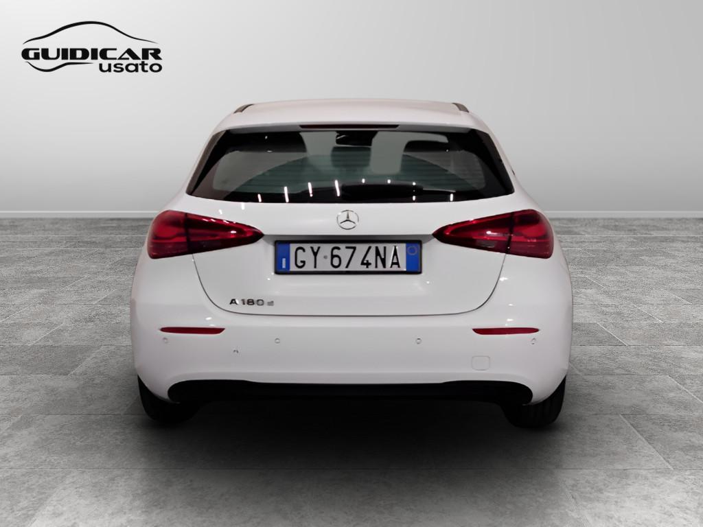 Mercedes-Benz Classe A - W177 2023 - A 180 d Advanced auto
