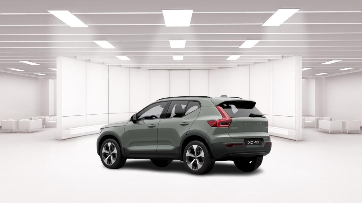 VOLVO Xc40 B3 Mild Hybrid Automatico Ultra Dark