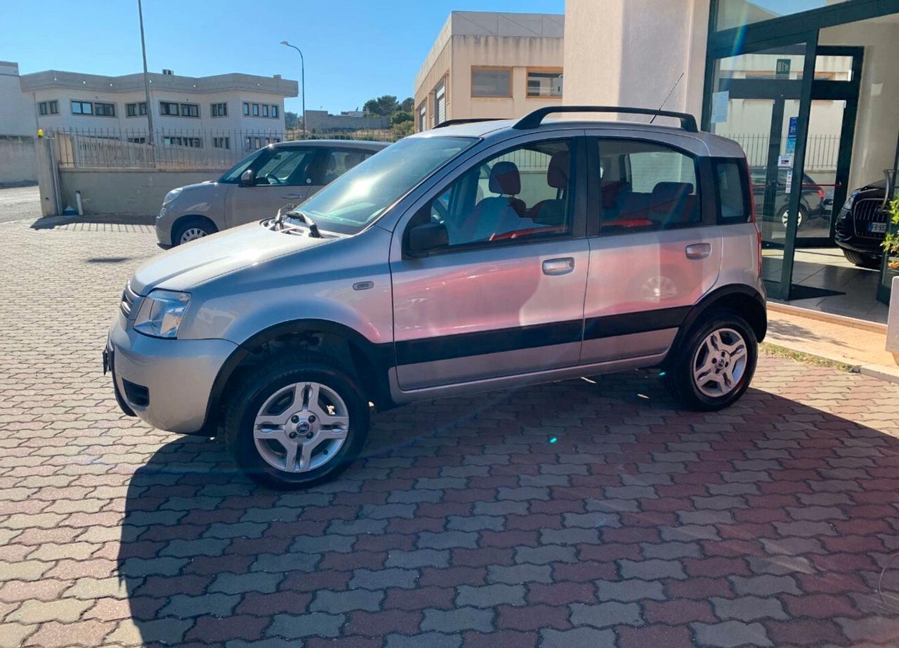 Fiat Panda 1.3 MJT 16V 4x4 Climbing