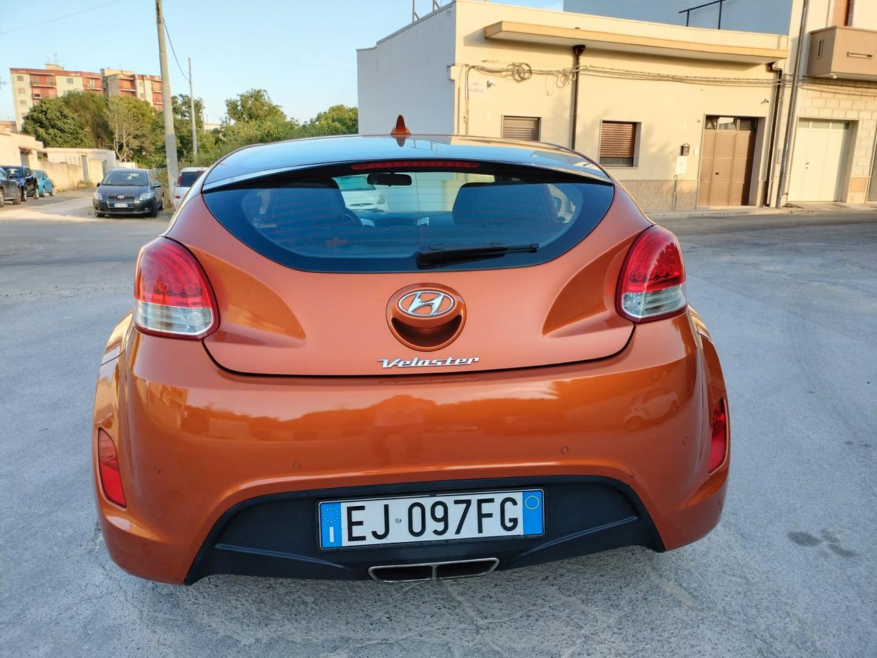 Hyundai Veloster 1.6 GDI Sport GPL casa madre
