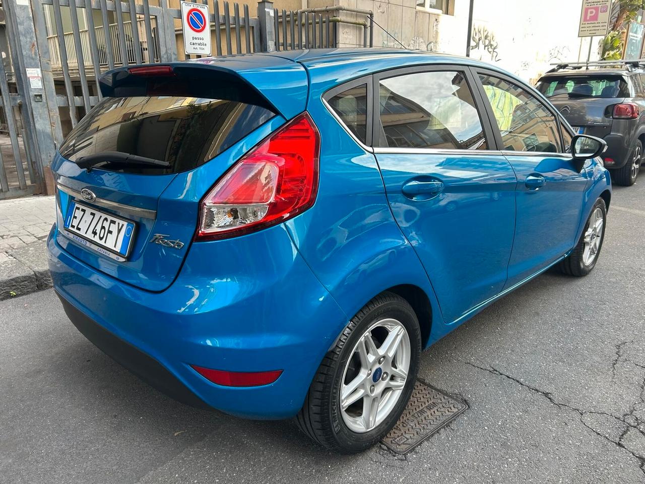 Ford Fiesta 1.5 TDCi 75 CV – IDEALE PER NEOPATENTATI 74.152 KM GARANZIA 12 MESI!