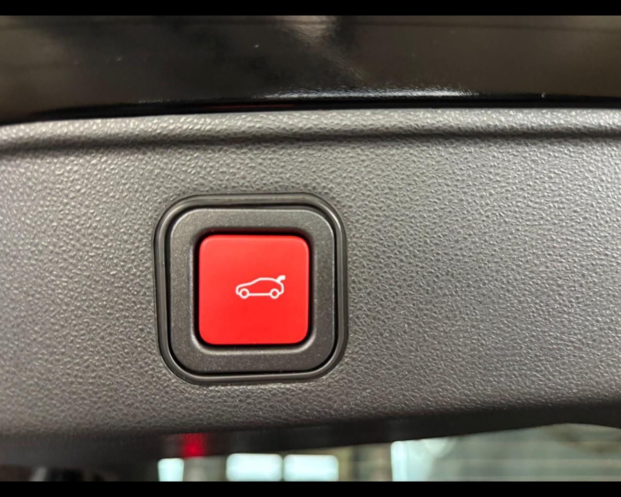 Alfa Romeo Junior - Junior 1.2 ibrida Ti 145cv edct6