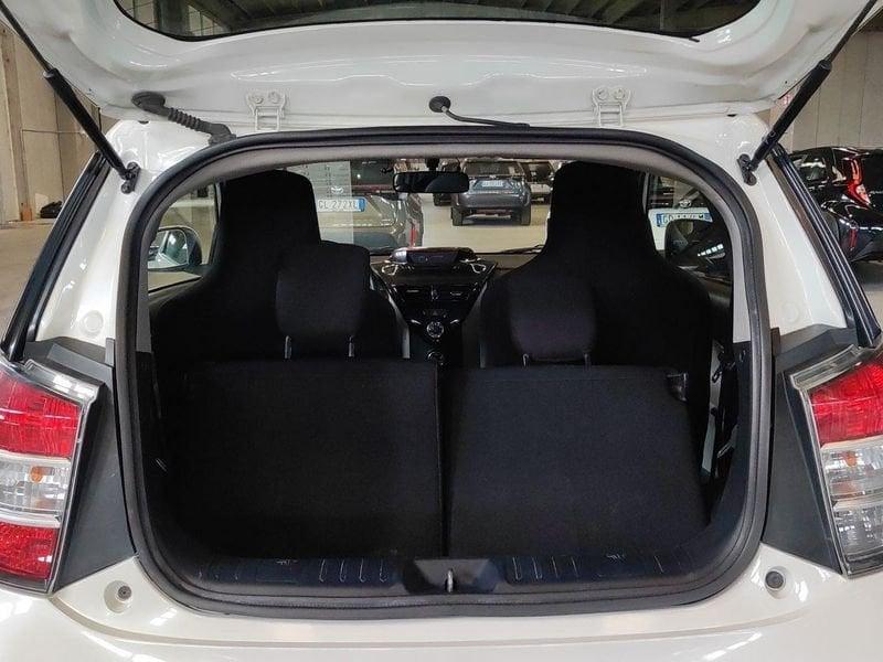 Toyota iQ iQ 1.0 Sol