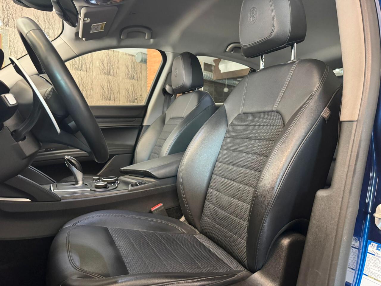 Alfa Romeo Stelvio 2.2 Turbodiesel 160 CV AT8 RWD Business