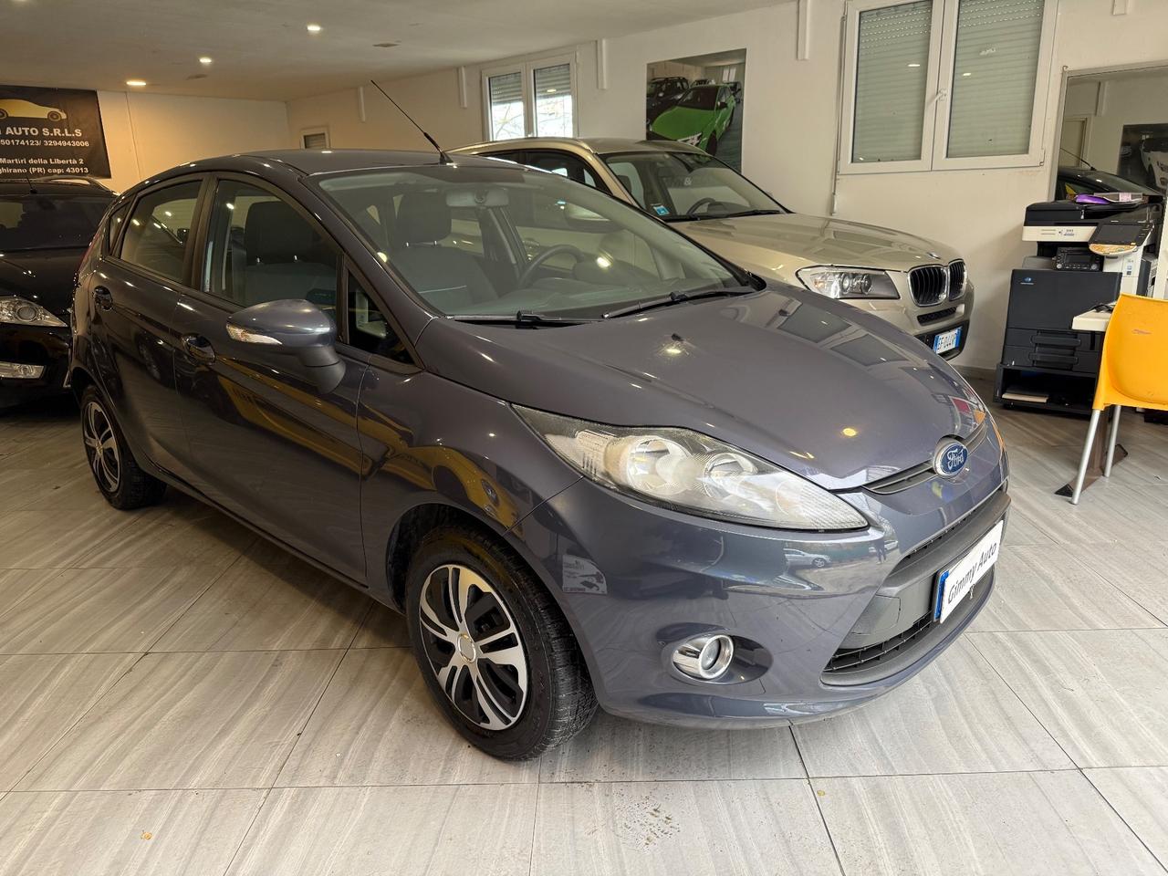 Ford Fiesta 1.2 BENZINA ANNO 2011 neopatentati