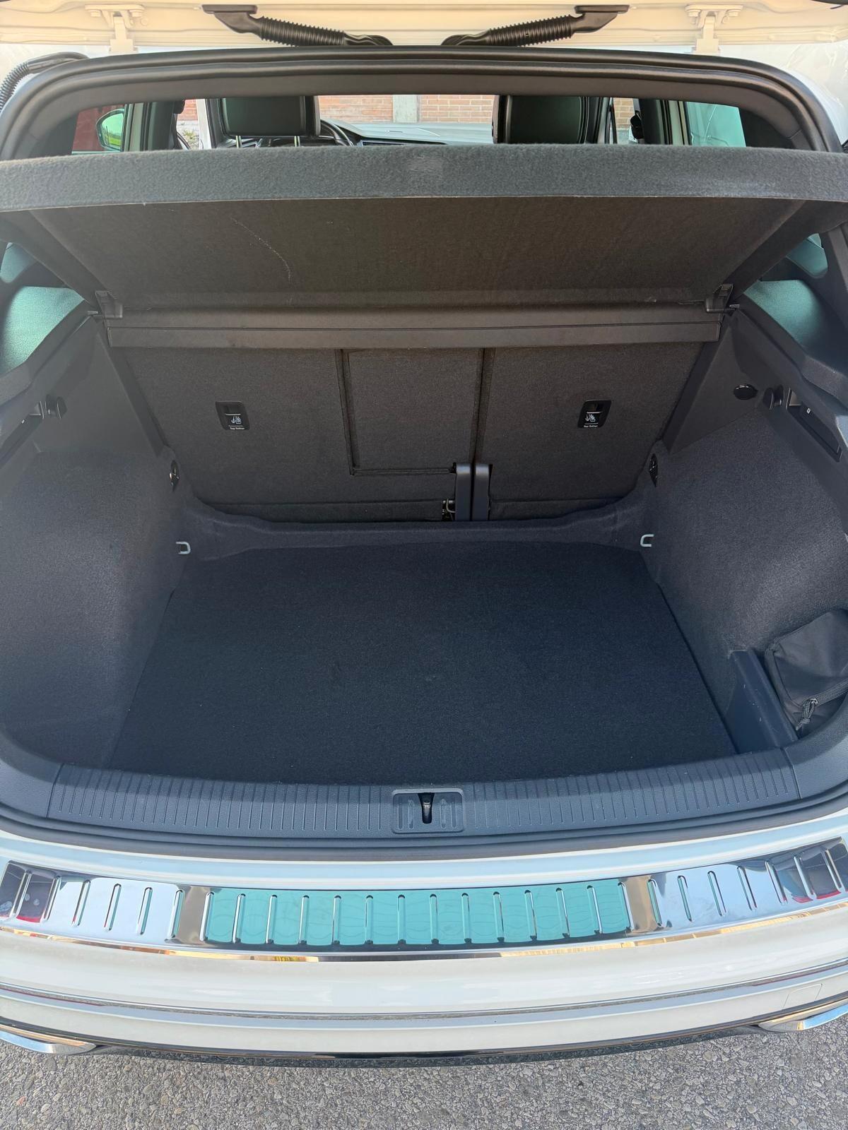 Volkswagen Tiguan 2.0 TDI 150 CV SCR DSG R-Line