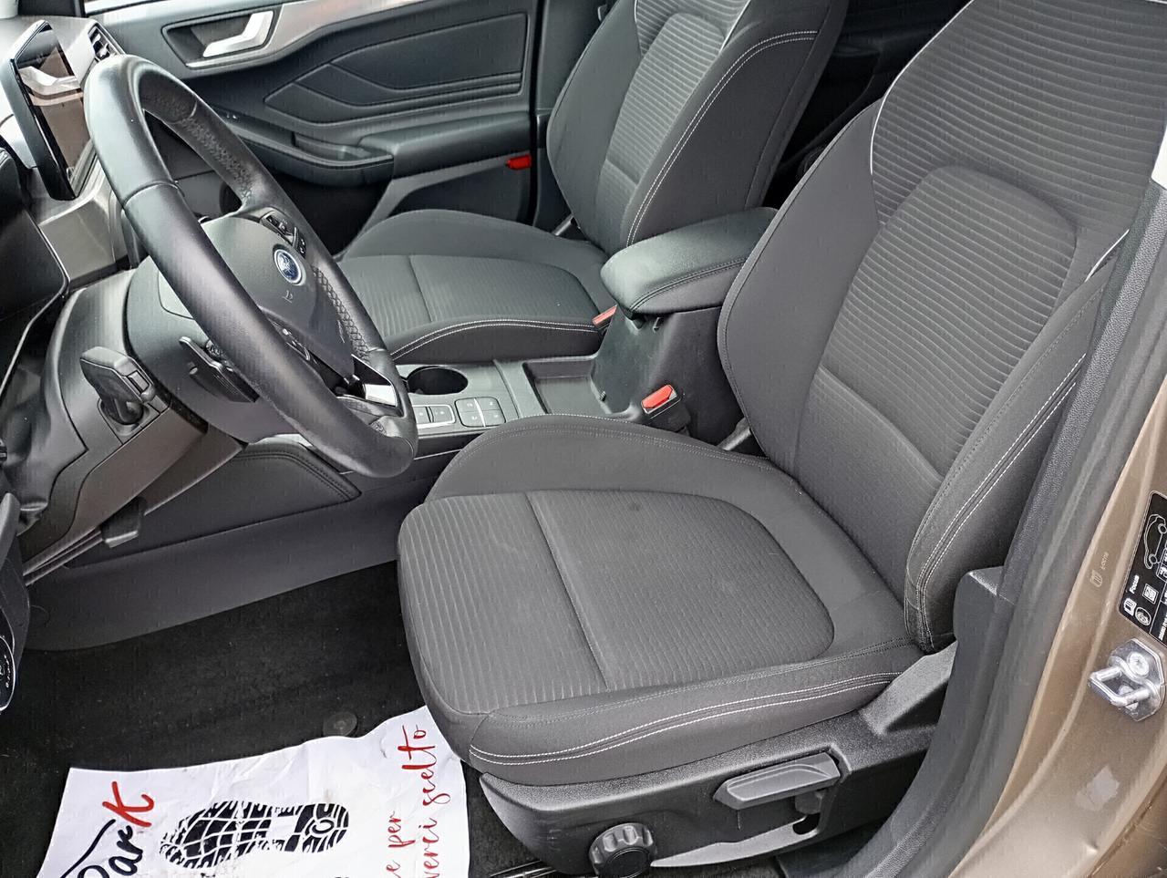 Ford Focus 5P 1.0 EcoBoost 125CV Titanium Aut.