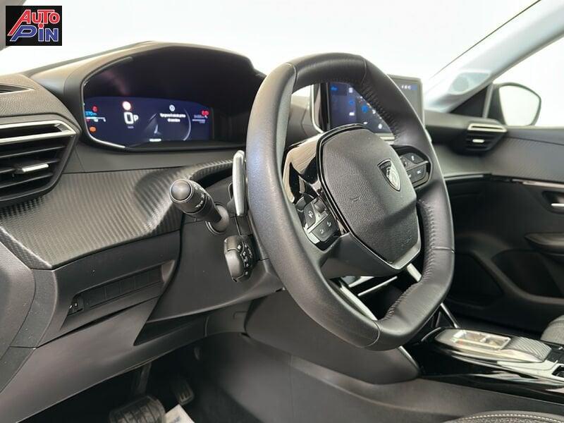 Peugeot 208 Allure Hybrid 110 e-DCS6 auto