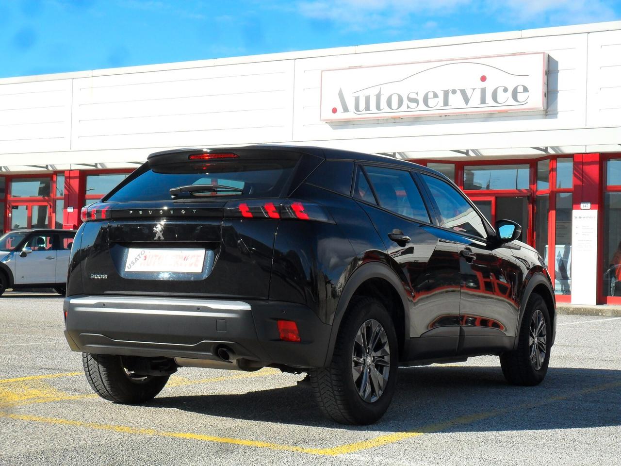 PEUGEOT 2008 1.2 benzina Puretech Active Pack