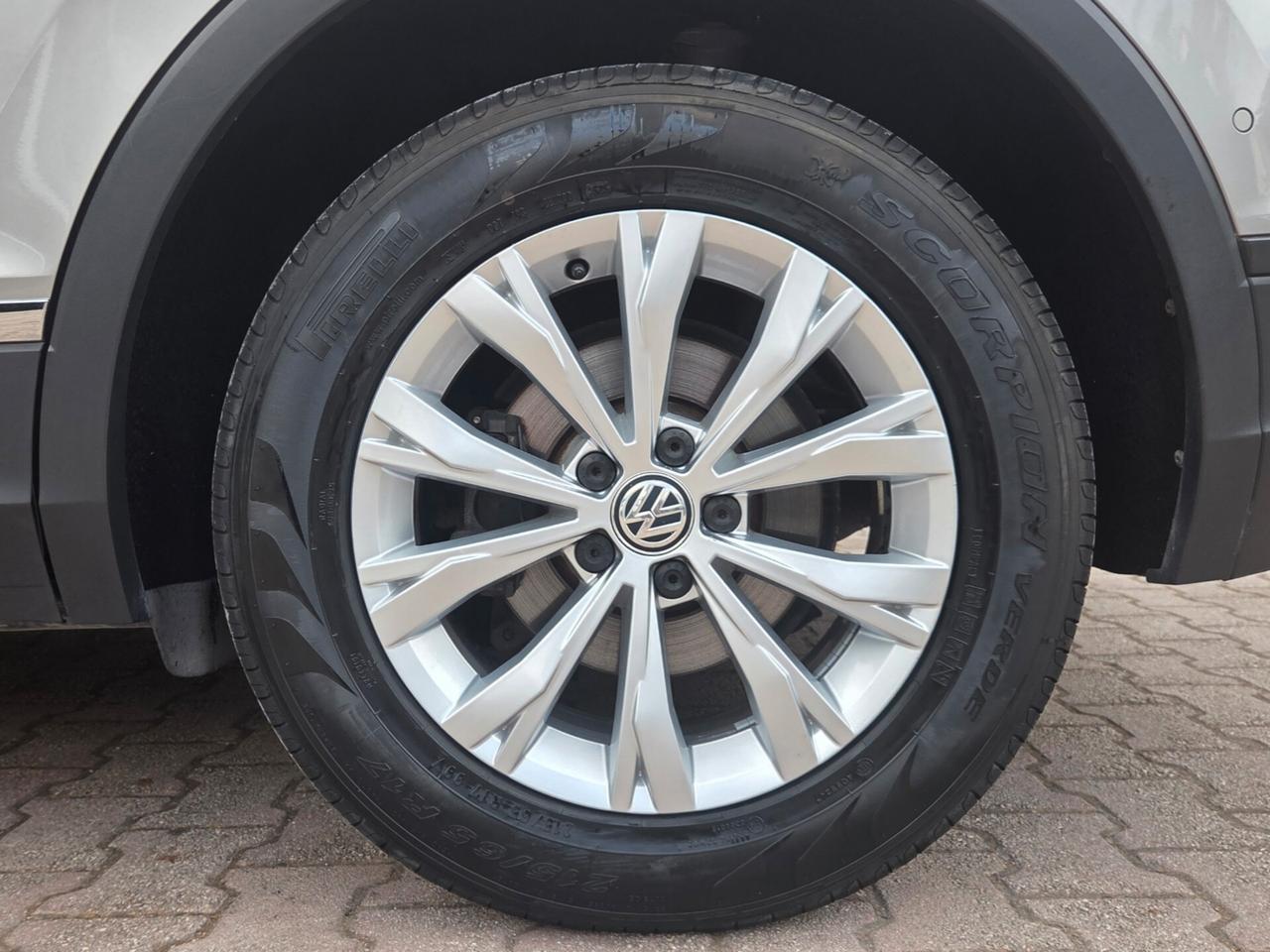 Volkswagen Tiguan 2.0 TDI 150 CV DSG 4 MOTION