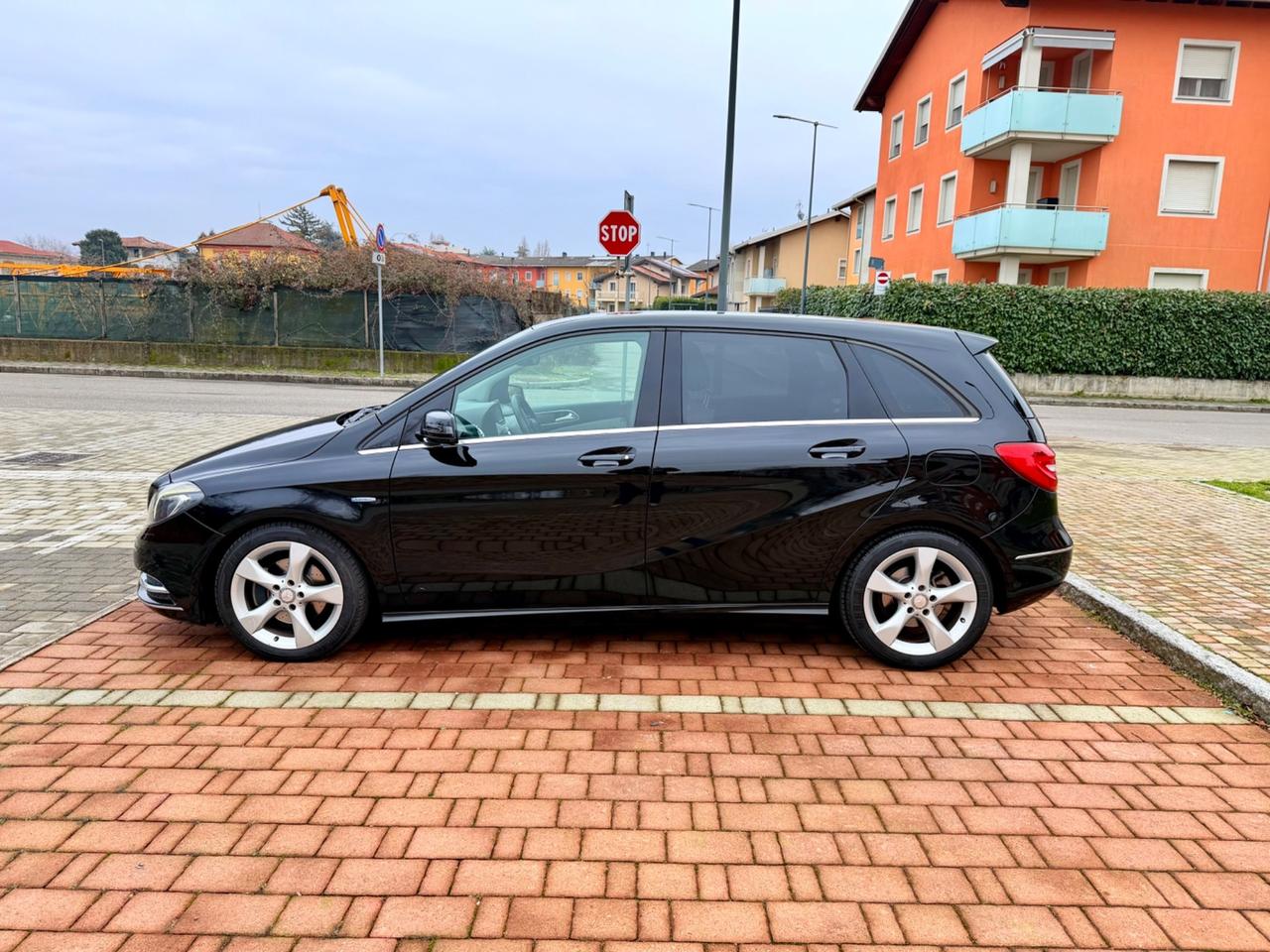 Mercedes-benz B 200 CDI BlueEFFICIENCY Executive