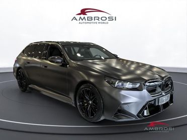 BMW M5 Touring M-Driver's Ultimate Package