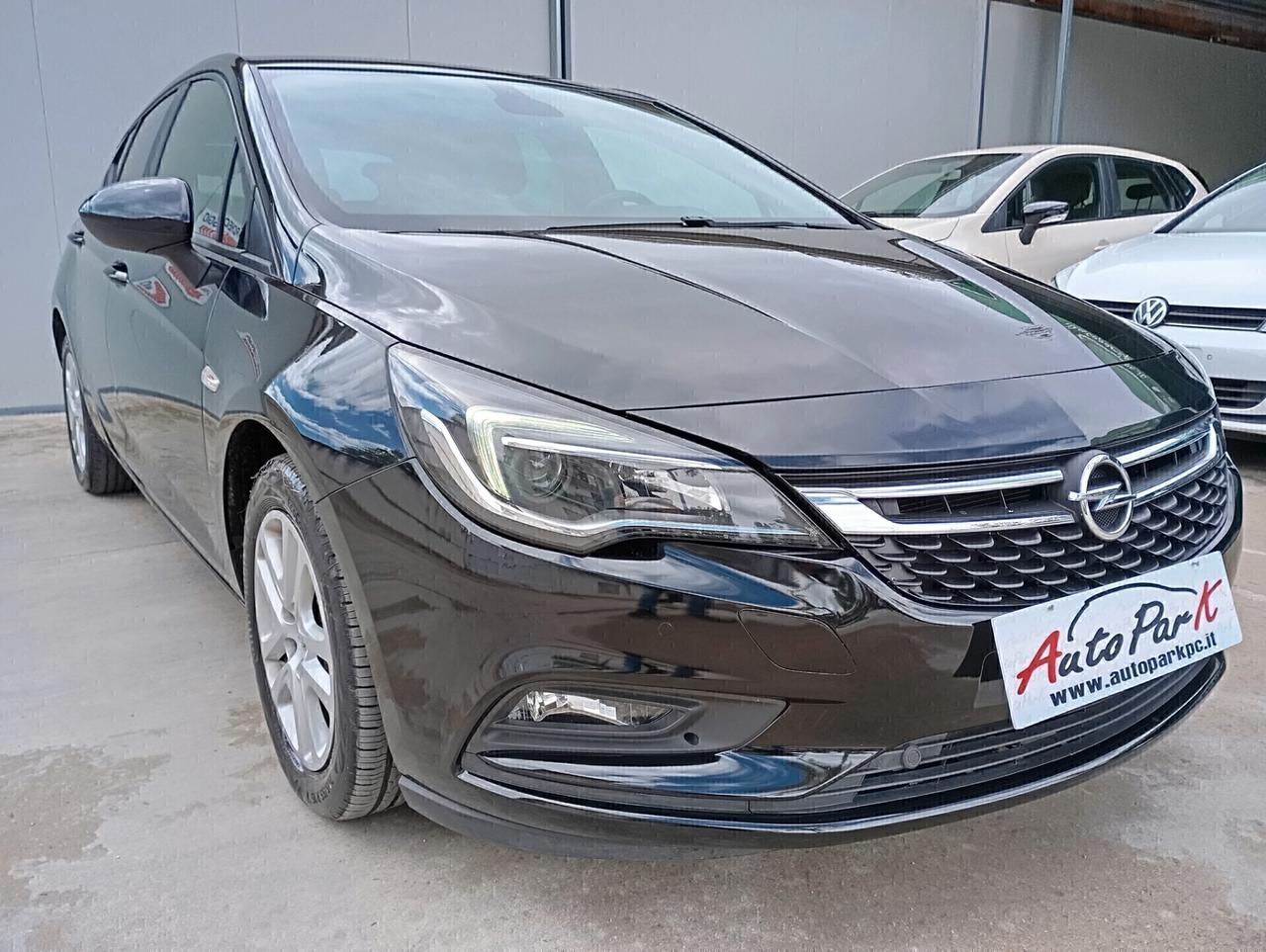 Opel Astra 5P 1.6 CDTi 110CV Business