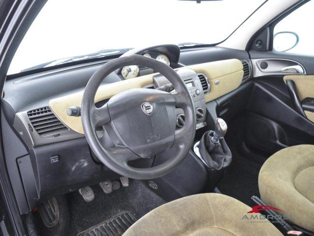 LANCIA Ypsilon 1.2 - PER OPERATORI DEL SETTORE