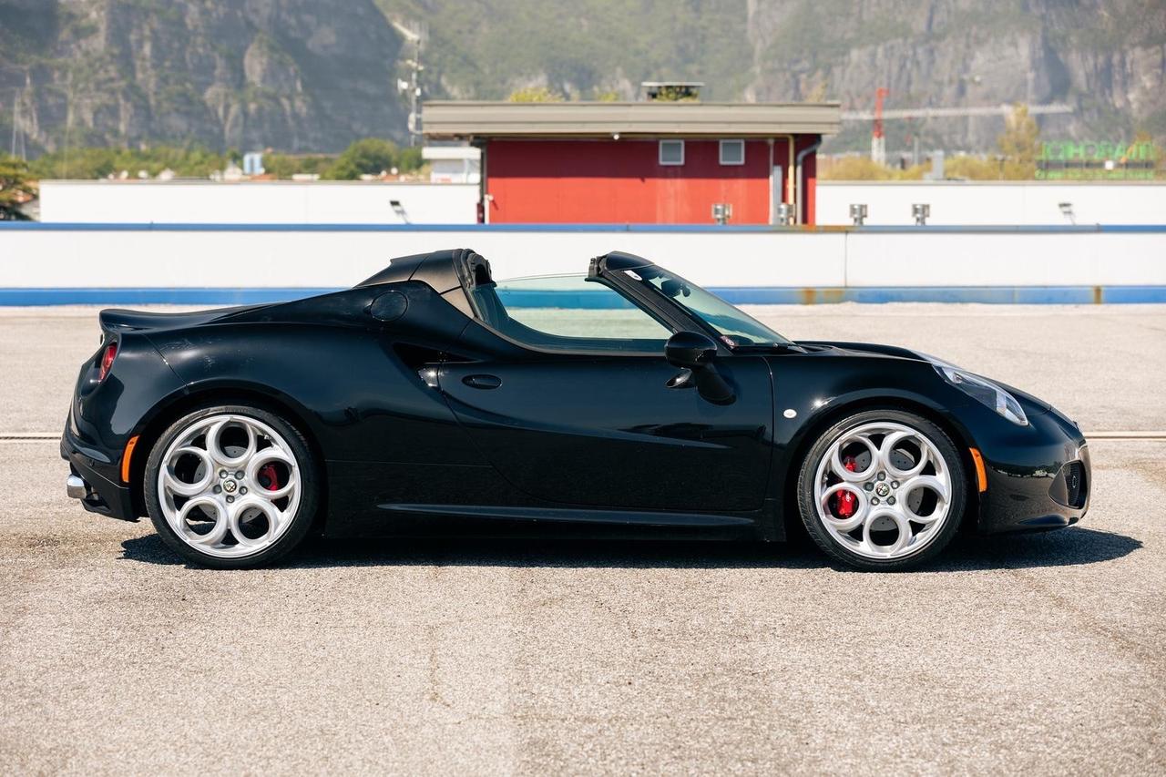 Alfa Romeo 4C 1750 TBi Spider