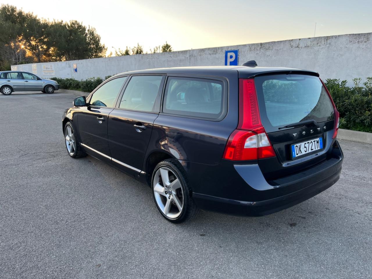 Volvo V70 2.4 D Momentum